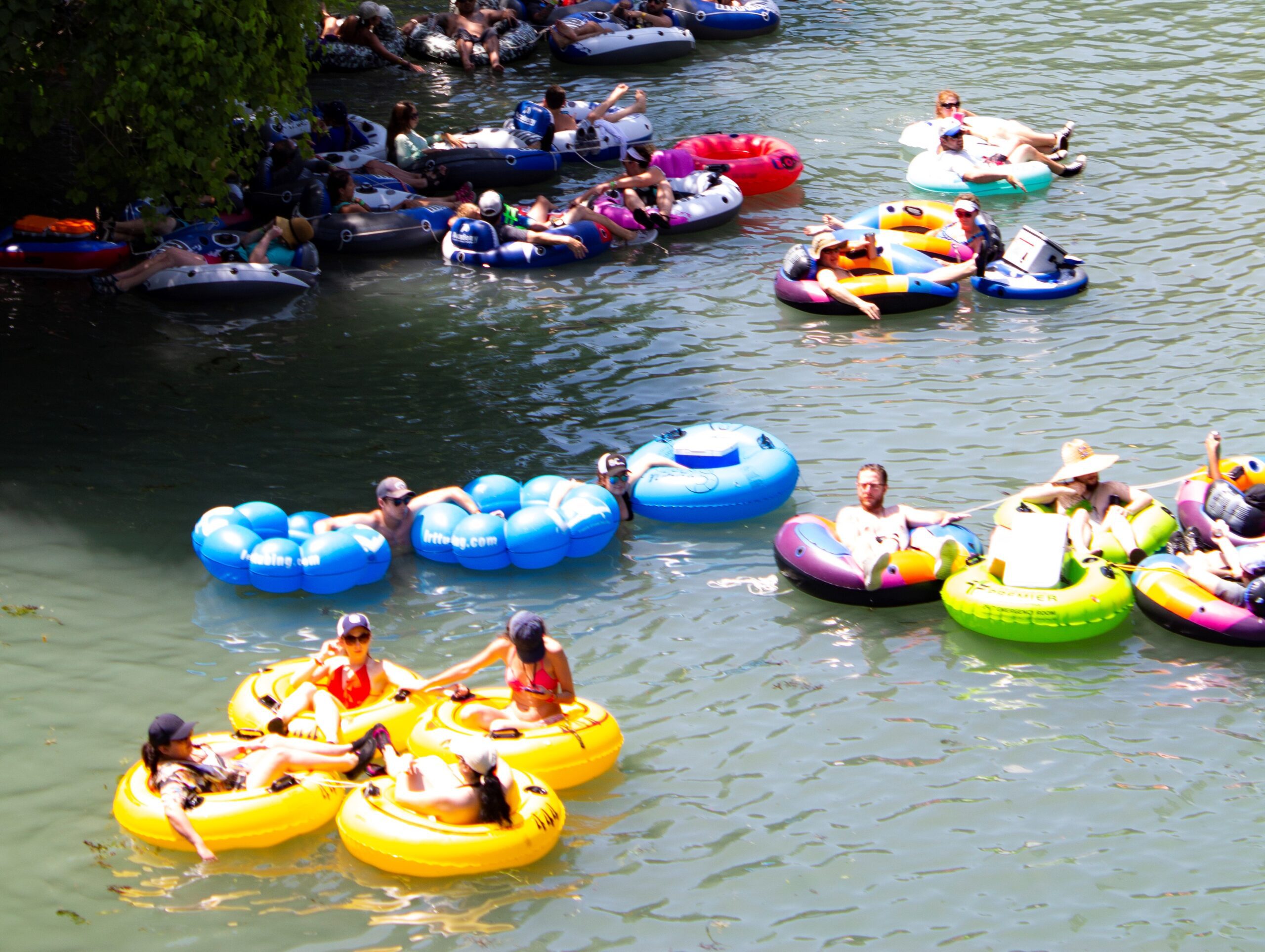 Tube Floating Tips for Summer Fun in the Sun!